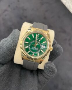 Role_x Oyster perpetual Sky Dweller