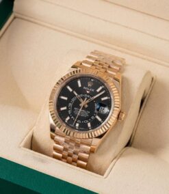 Role_x Oyster perpetual Sky Dweller Copper-Black